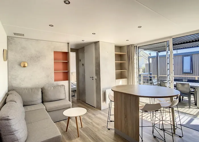 Semesterbostad Mobil-Home Confort 6 Pers, 3 Chambres, 2 Sdb, Proche Plage, Piscine, Fitness, Commerces A Jullouville - Fr-1-361A-80 *